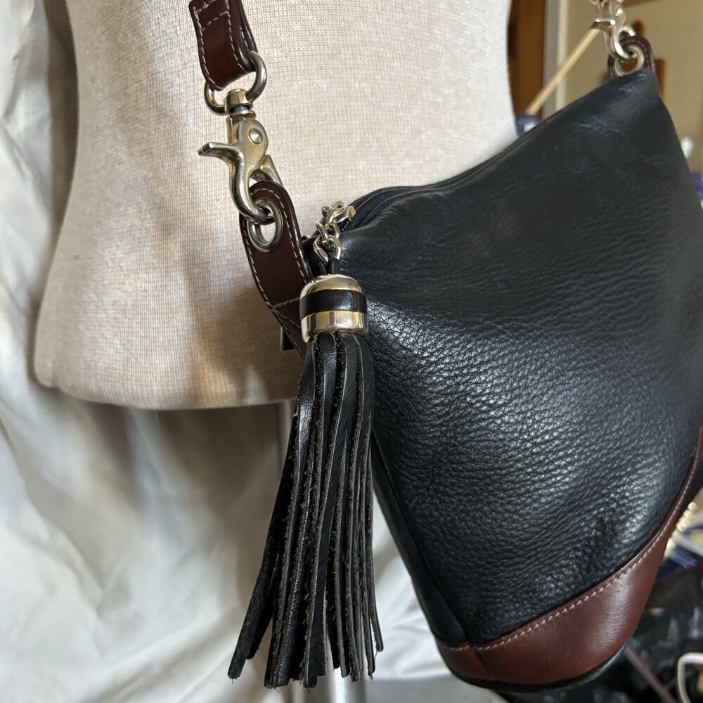 Tignanello Black Pebbled Leather Crossbody Bag Brown Trim Shoulder Purse. - Picture 6 of 11